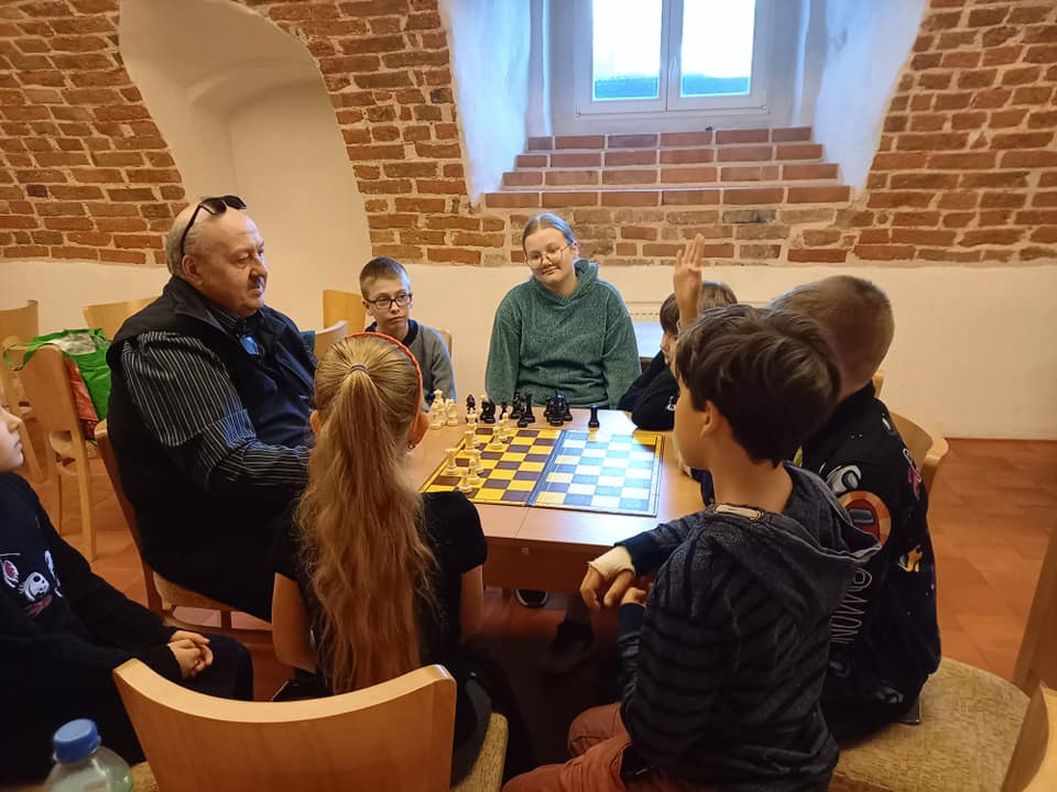 Nauka gry w szachy