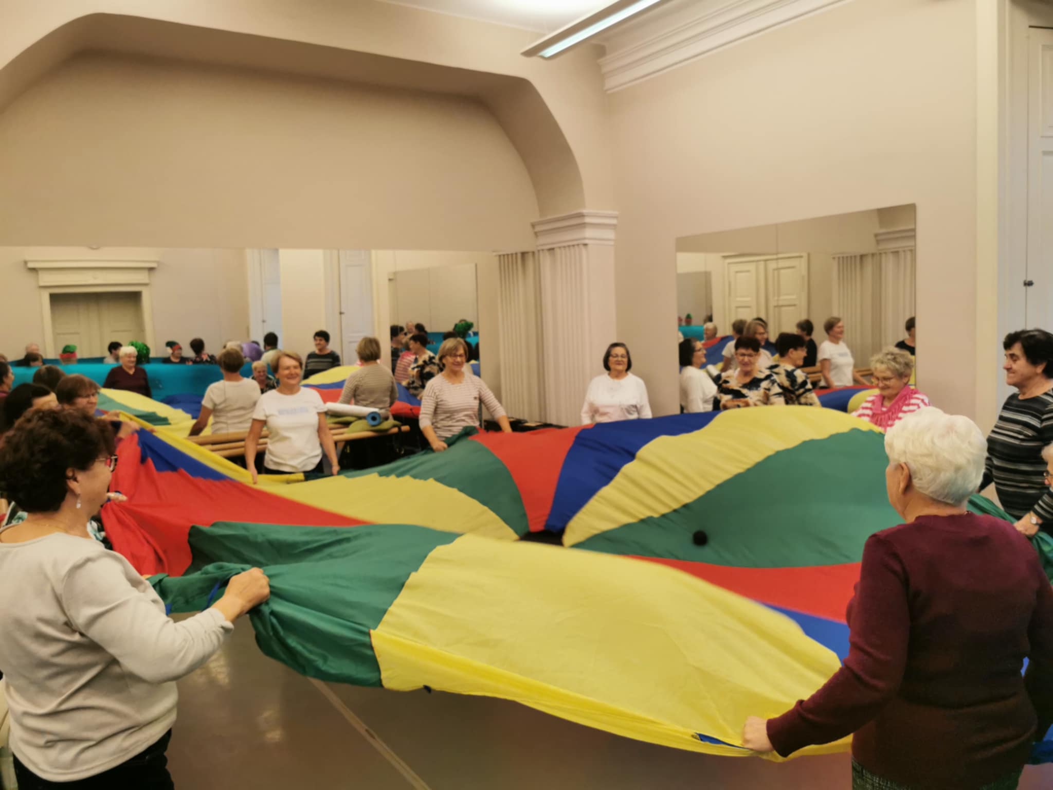 Kolejne warsztaty sensoryczne dla Seniorów...